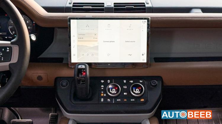 لاندروفر ديفندر 2025