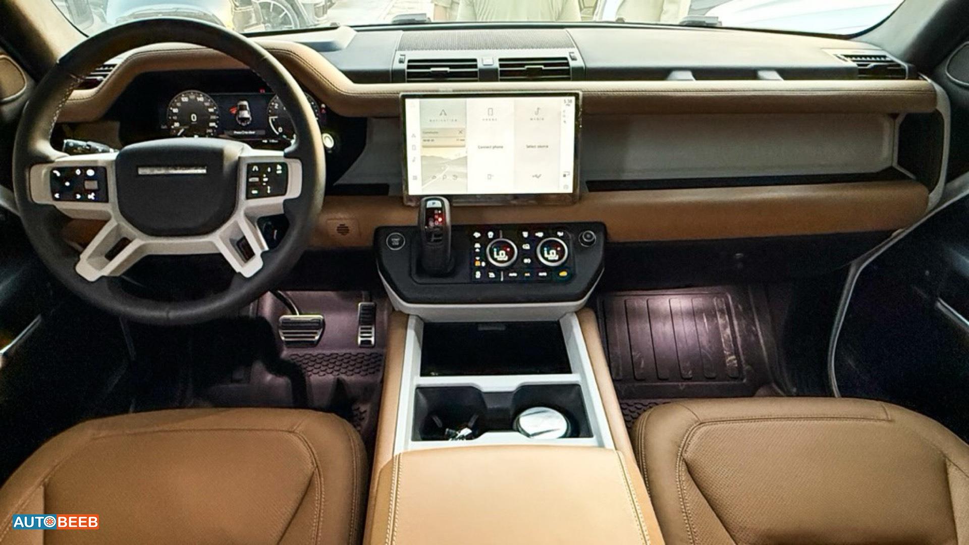 لاندروفر ديفندر 2025