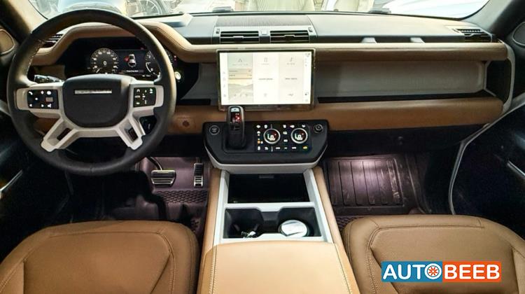 لاندروفر ديفندر 2025