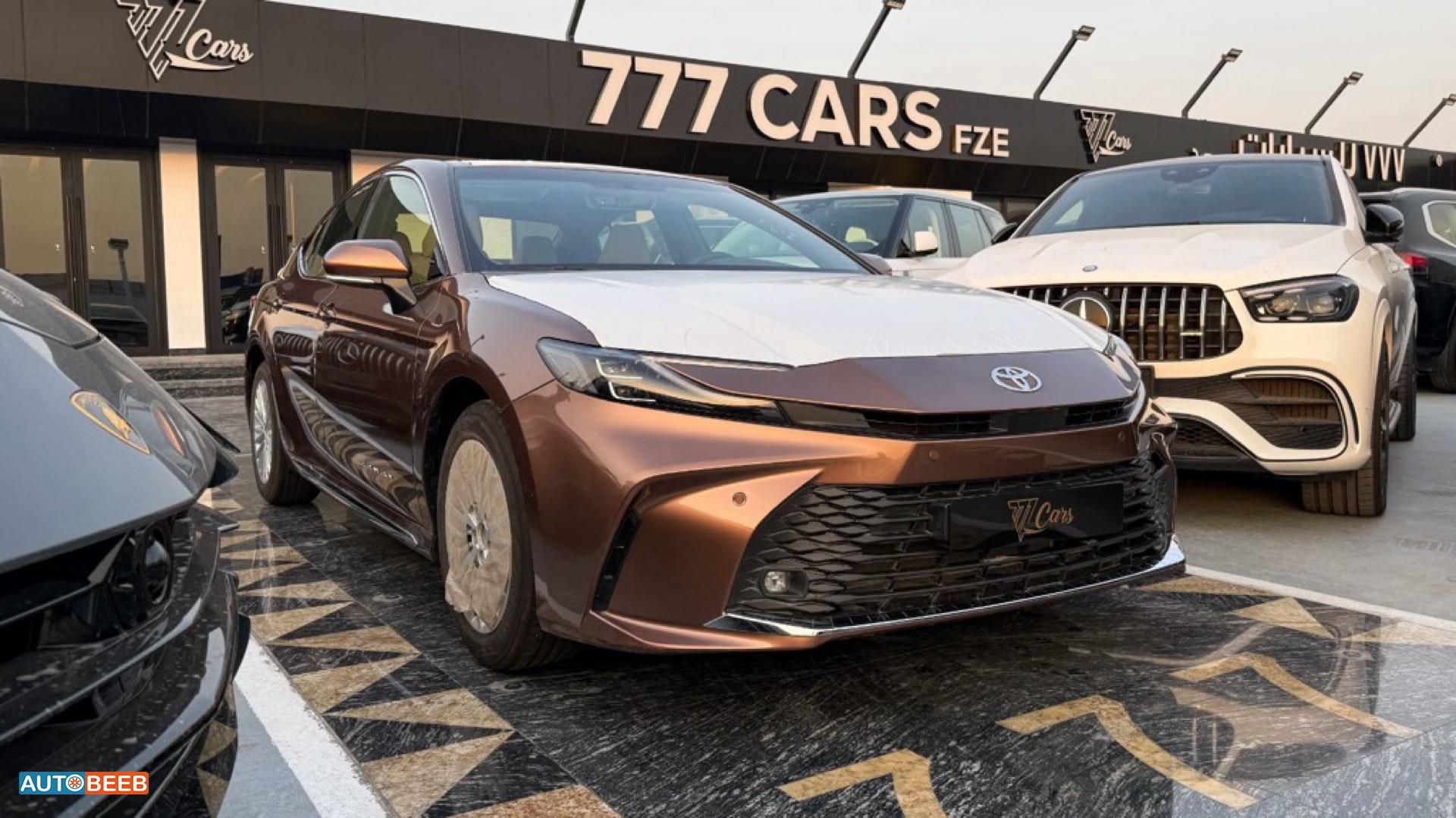 تويوتا كامري 2025