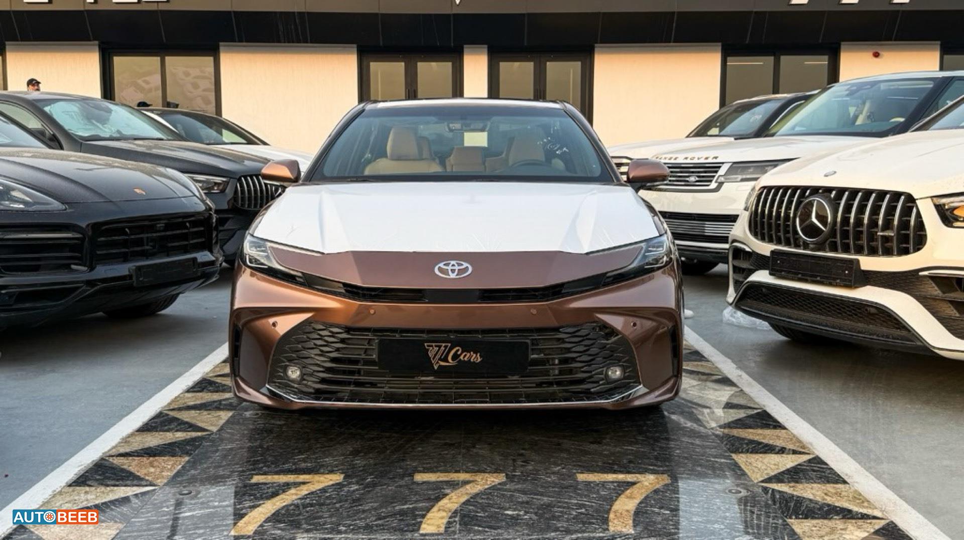 تويوتا كامري 2025