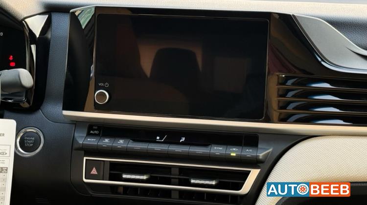 تويوتا كامري 2025