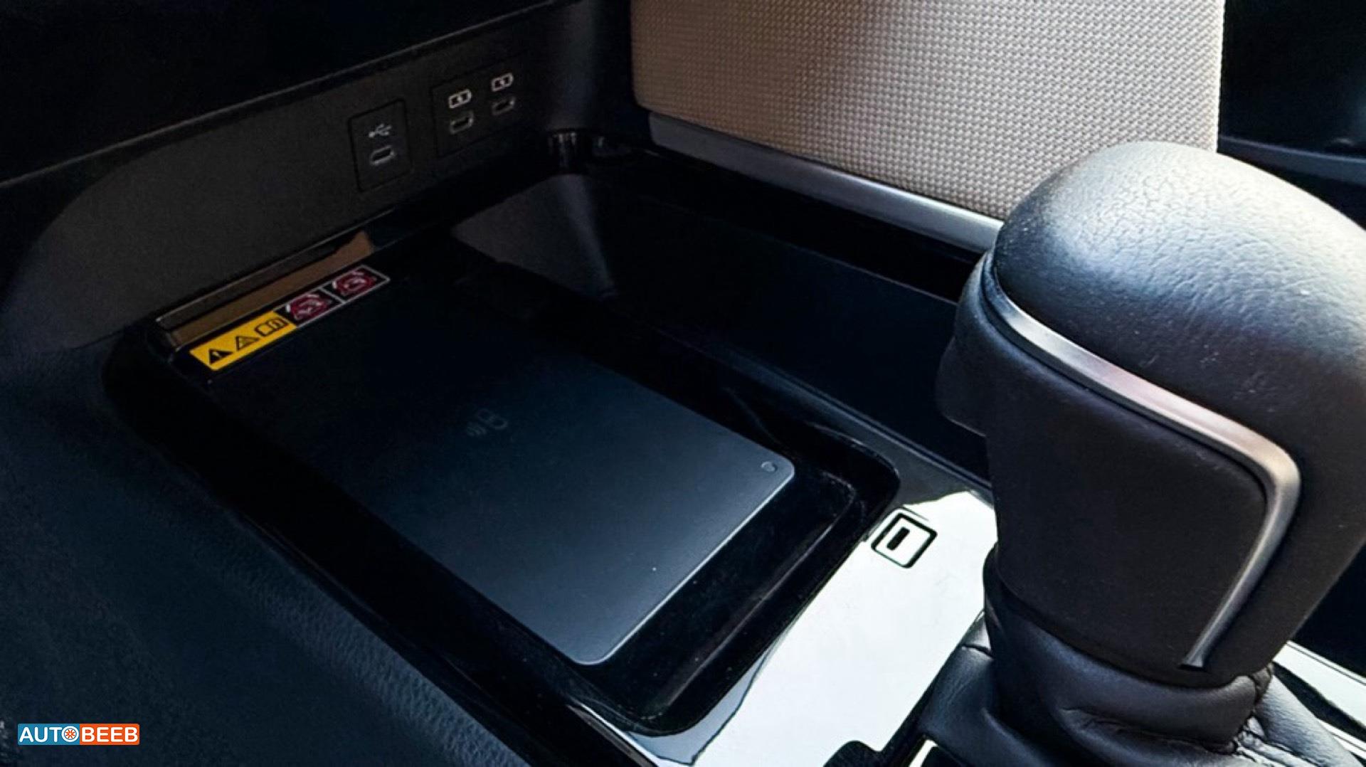 تويوتا كامري 2025