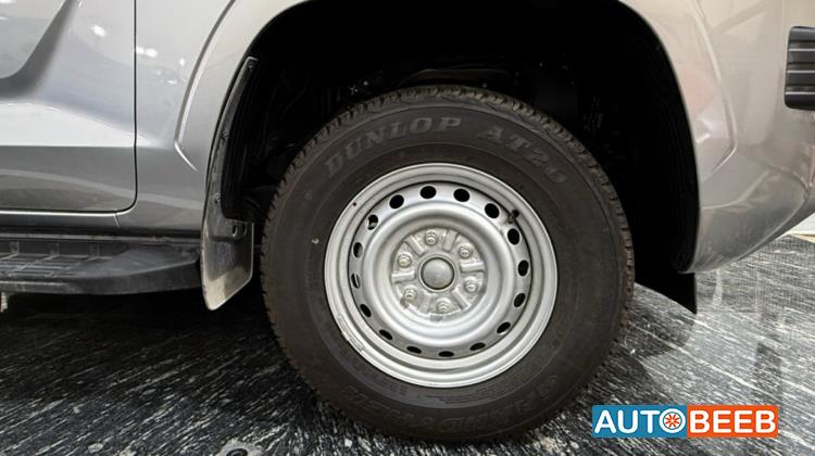 Mitsubishi L200 2025