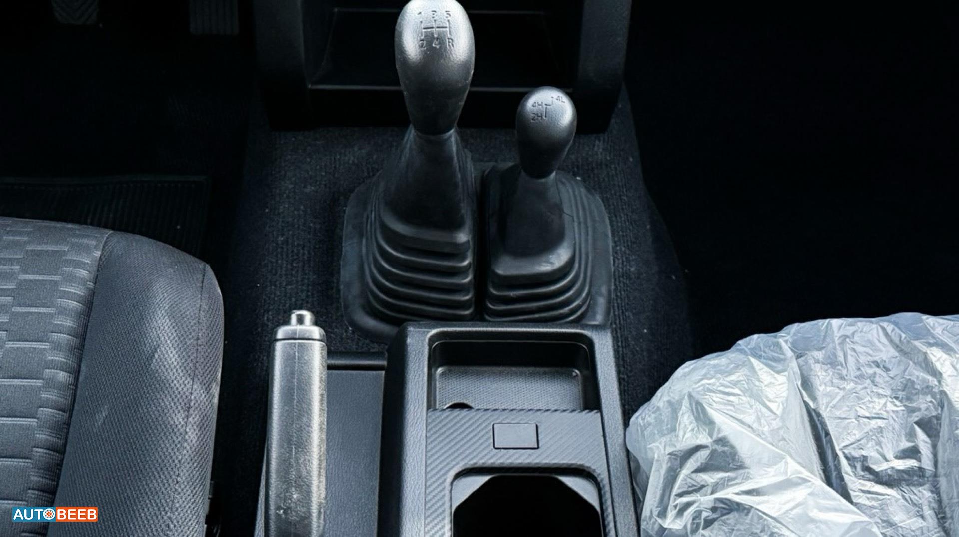 Mitsubishi L200 2025