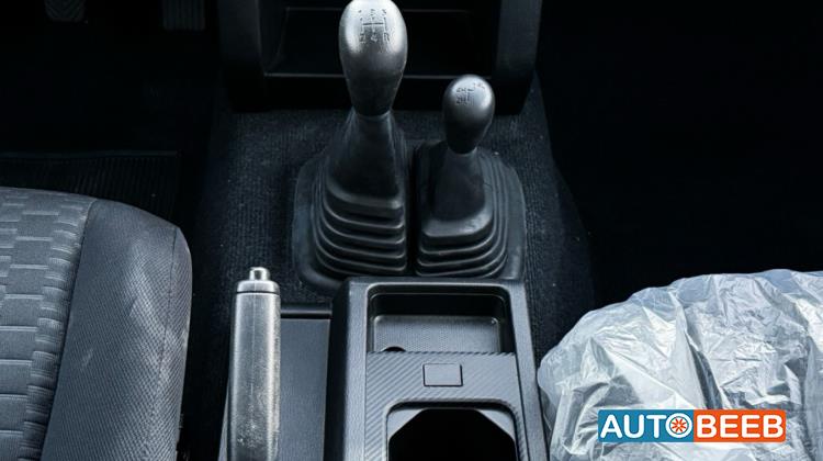 Mitsubishi L200 2025