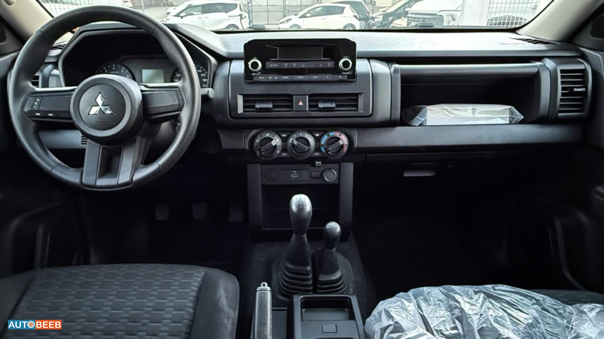 Mitsubishi L200 2025