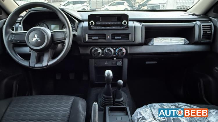 Mitsubishi L200 2025