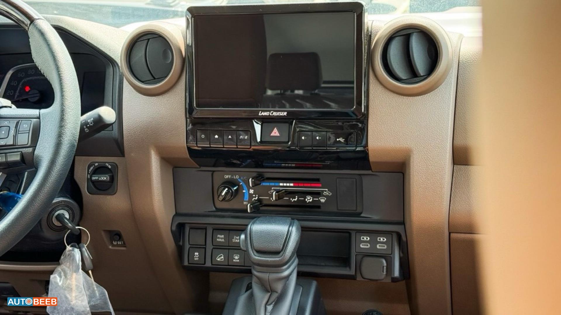 تويوتا لاندكروزر 2025