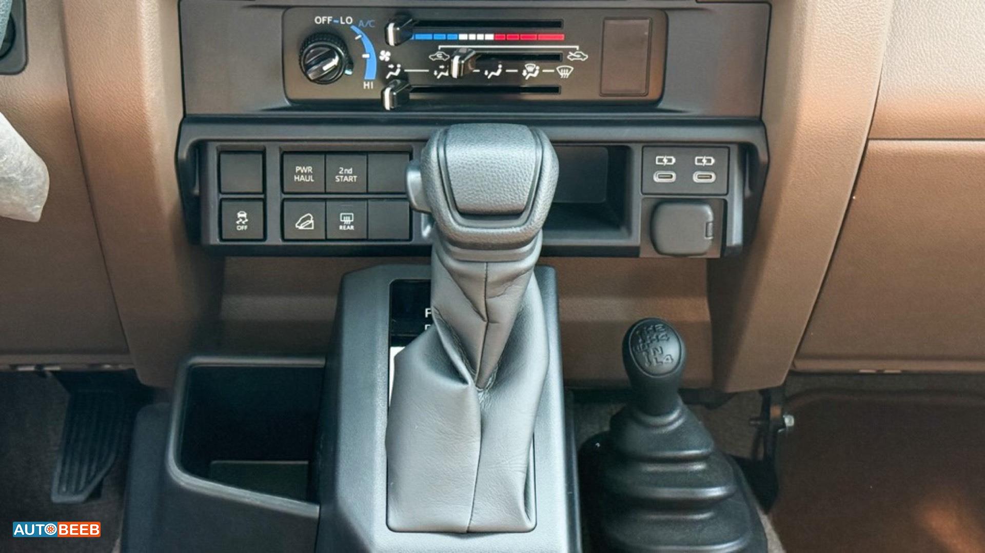 تويوتا لاندكروزر 2025