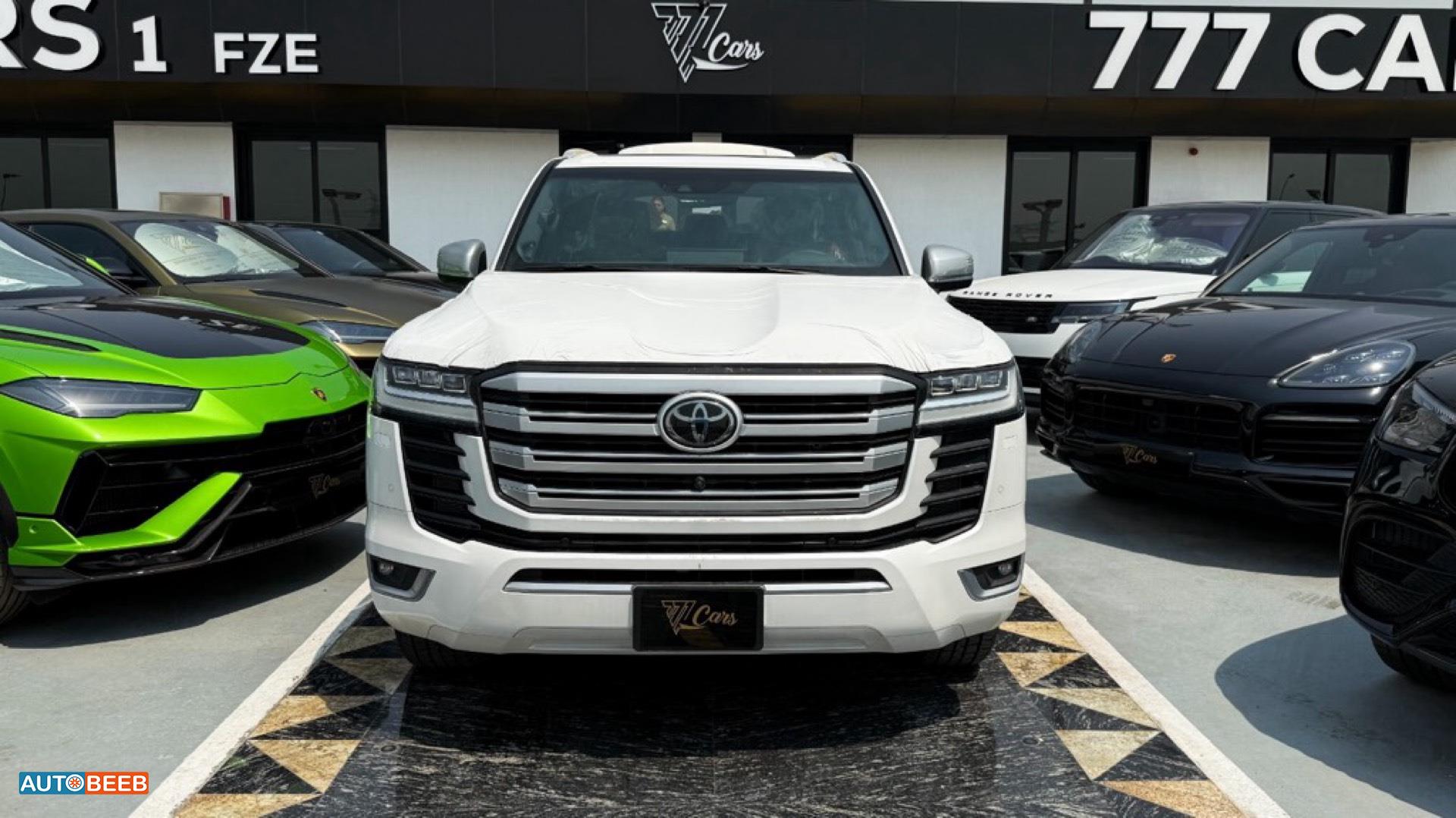 تويوتا لاندكروزر 2023