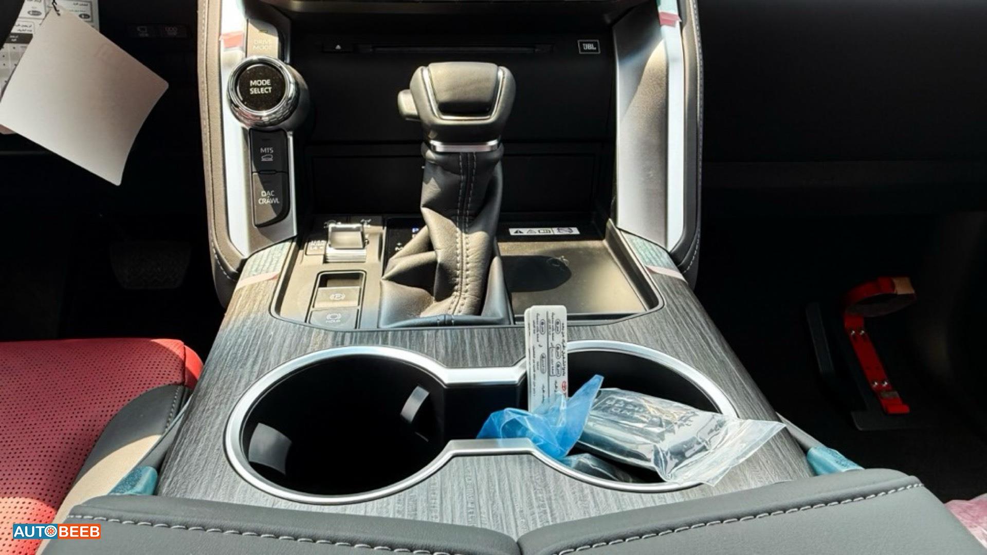 تويوتا لاندكروزر 2023