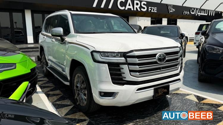 تويوتا لاندكروزر 2023