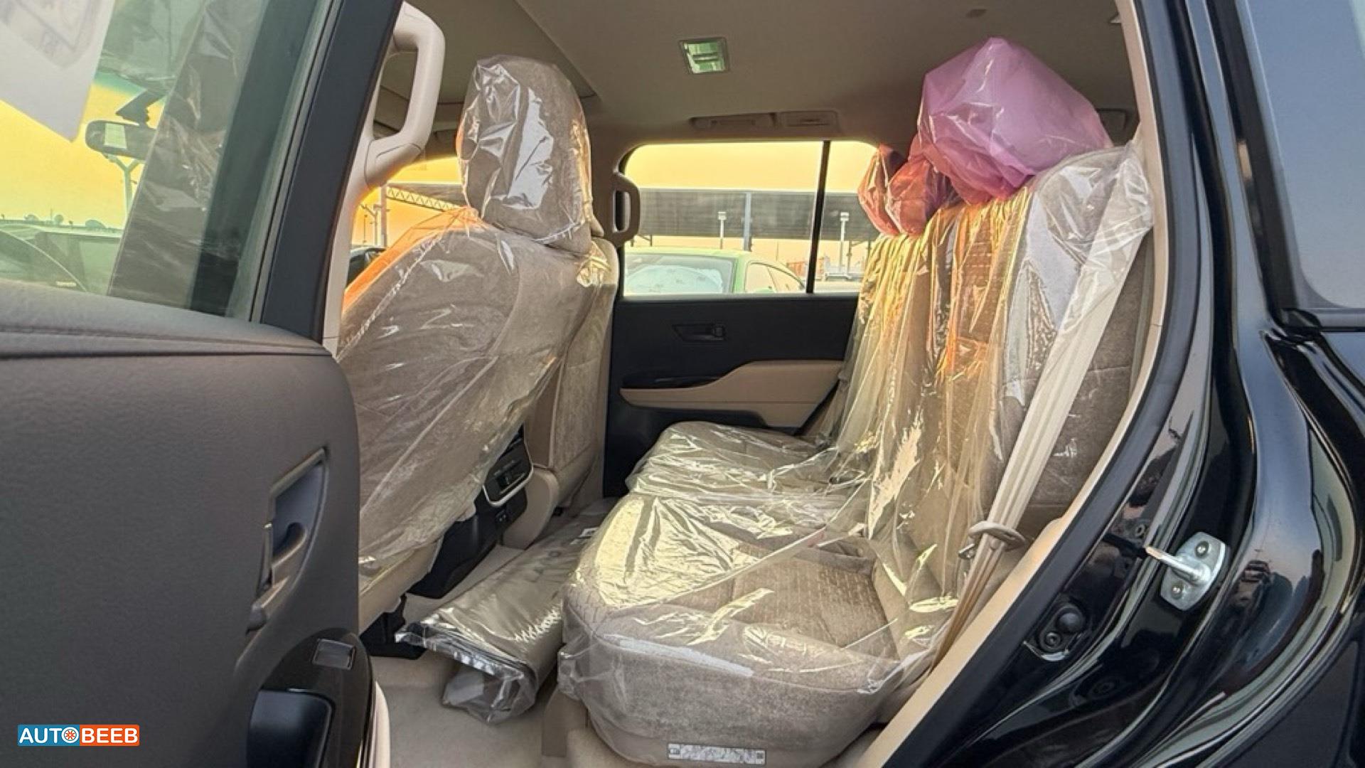 تويوتا لاندكروزر 2025