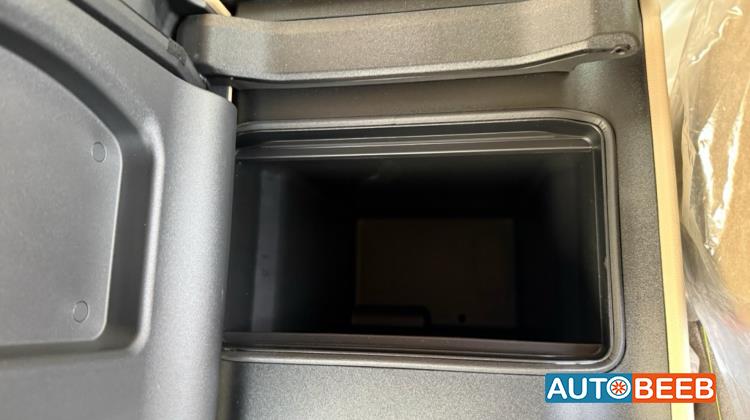 تويوتا لاندكروزر 2025