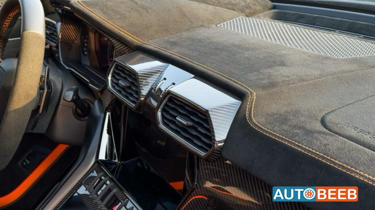 لامبورجيني اوروس 2024