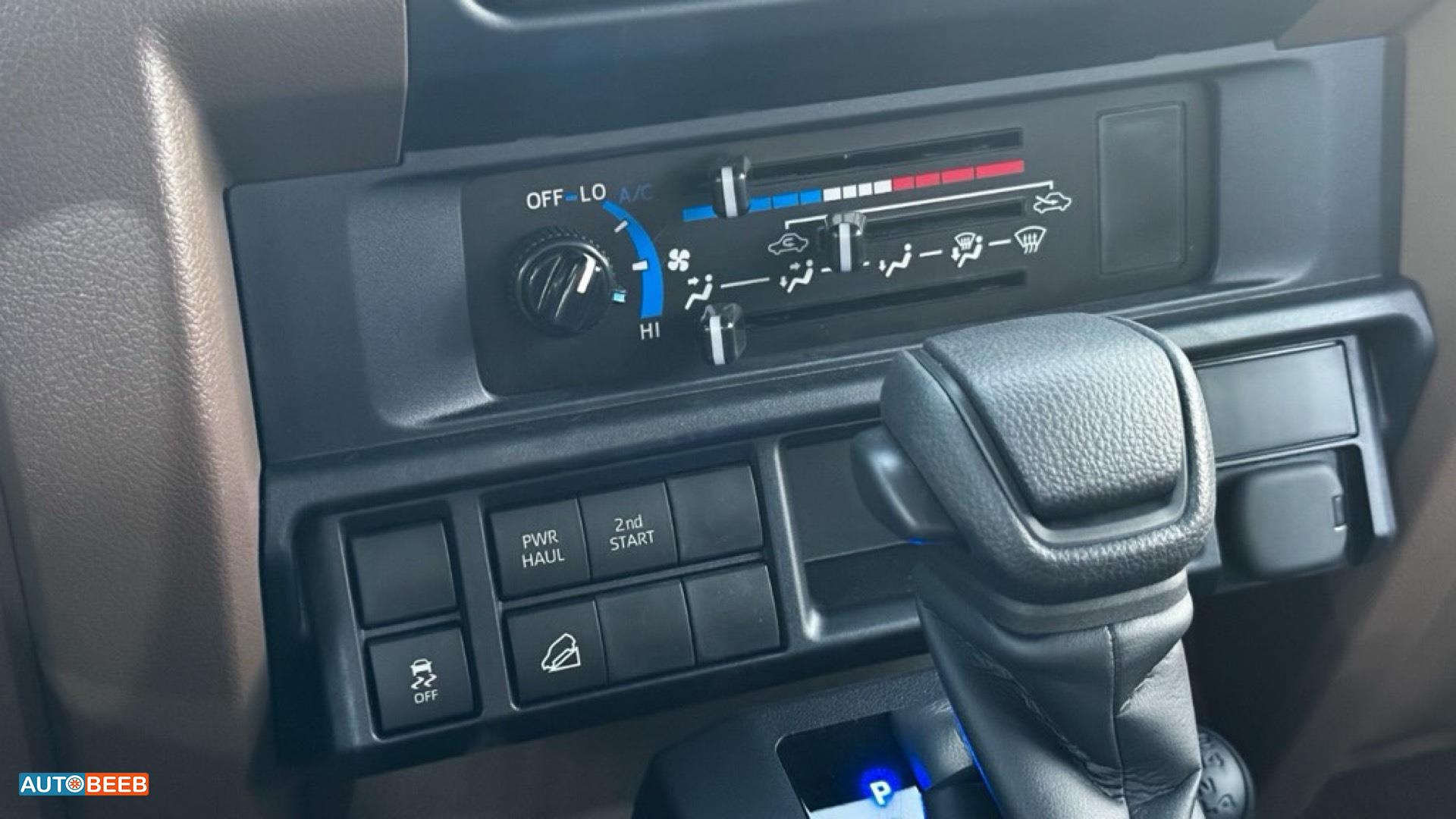 Toyota Land Cruiser 2025