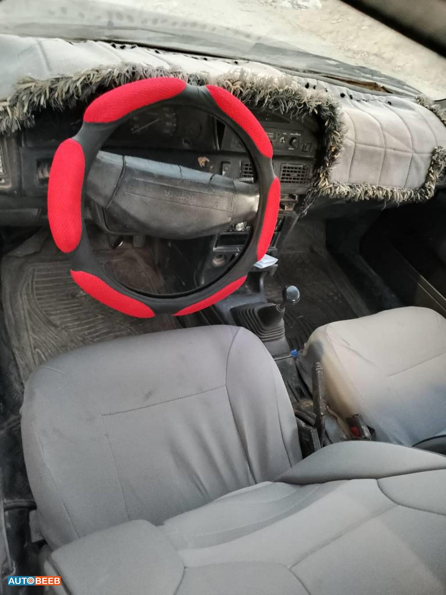 تويوتا كورولا 1992