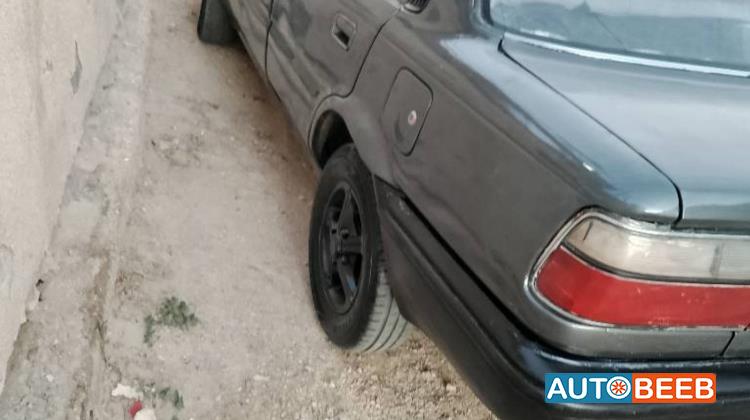 تويوتا كورولا 1992