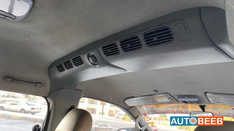 Minibus Hyundai 2005