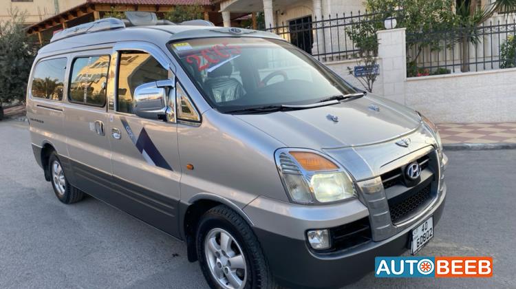 Minibus Hyundai 2005