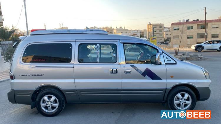 Minibus Hyundai 2005