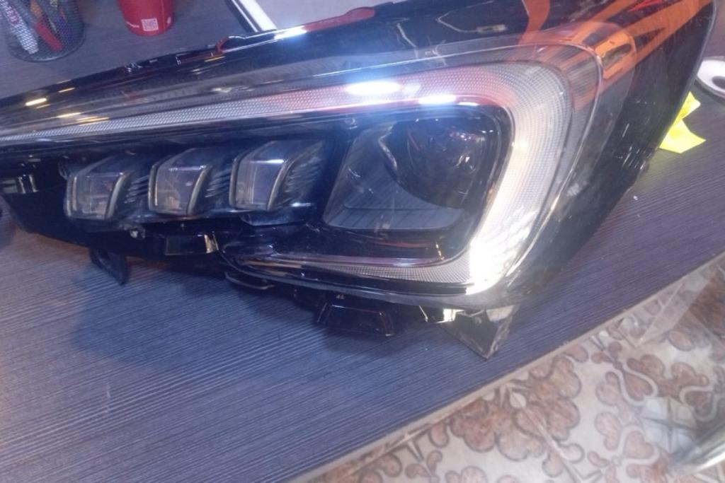 ضوء اي ستار مستعمل 