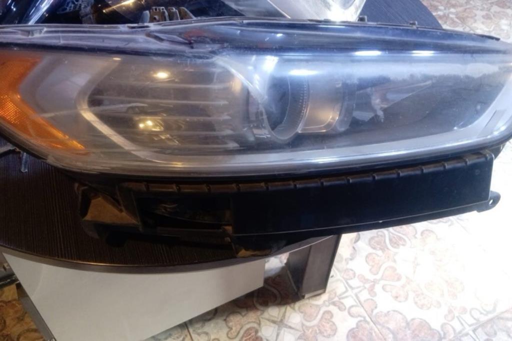 Lights Front light Ford Fusion