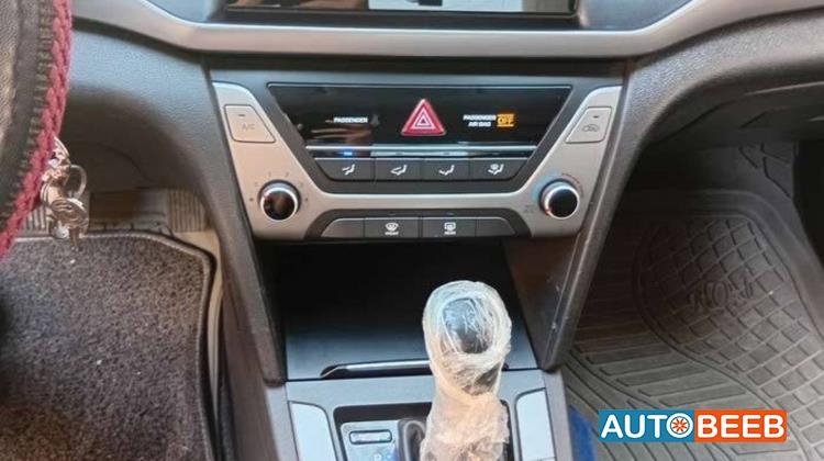 هيونداي افانتي 2017