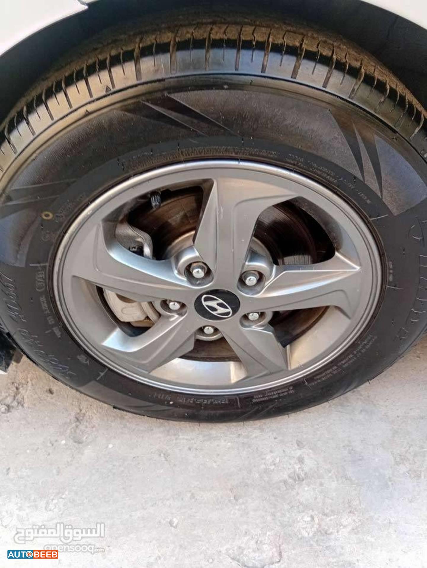 هيونداي افانتي 2017