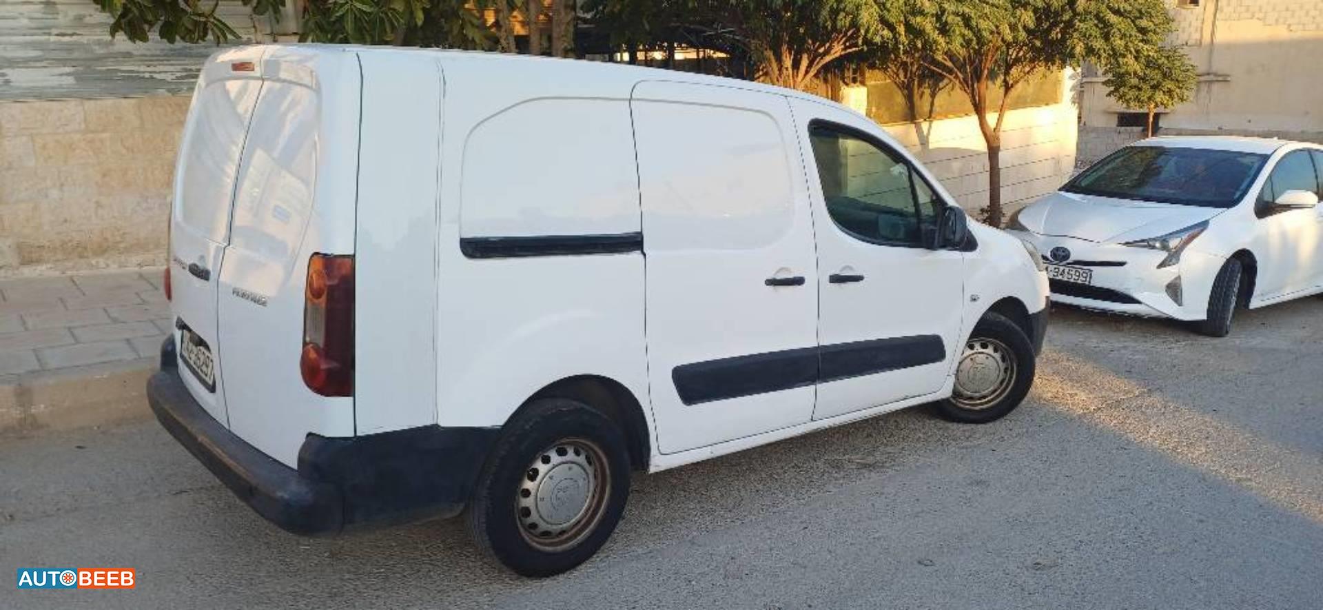 بيجو بارتنر 2013