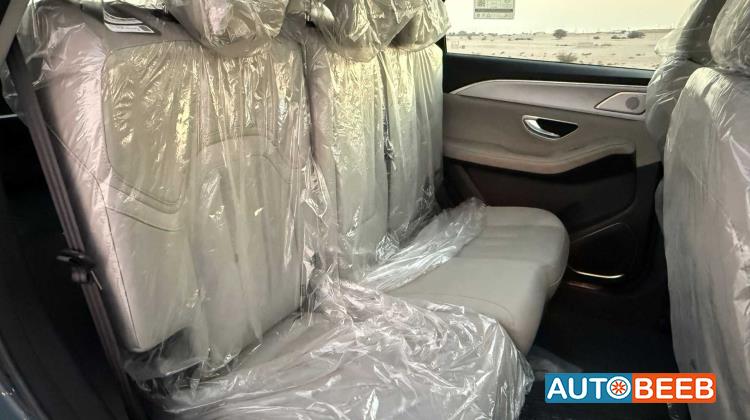 Jetour X90 Plus 2025