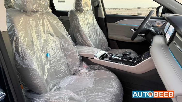 Jetour X90 Plus 2025