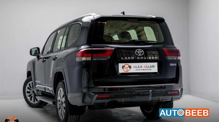 تويوتا لاندكروزر 2025