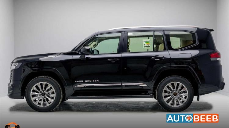 تويوتا لاندكروزر 2025