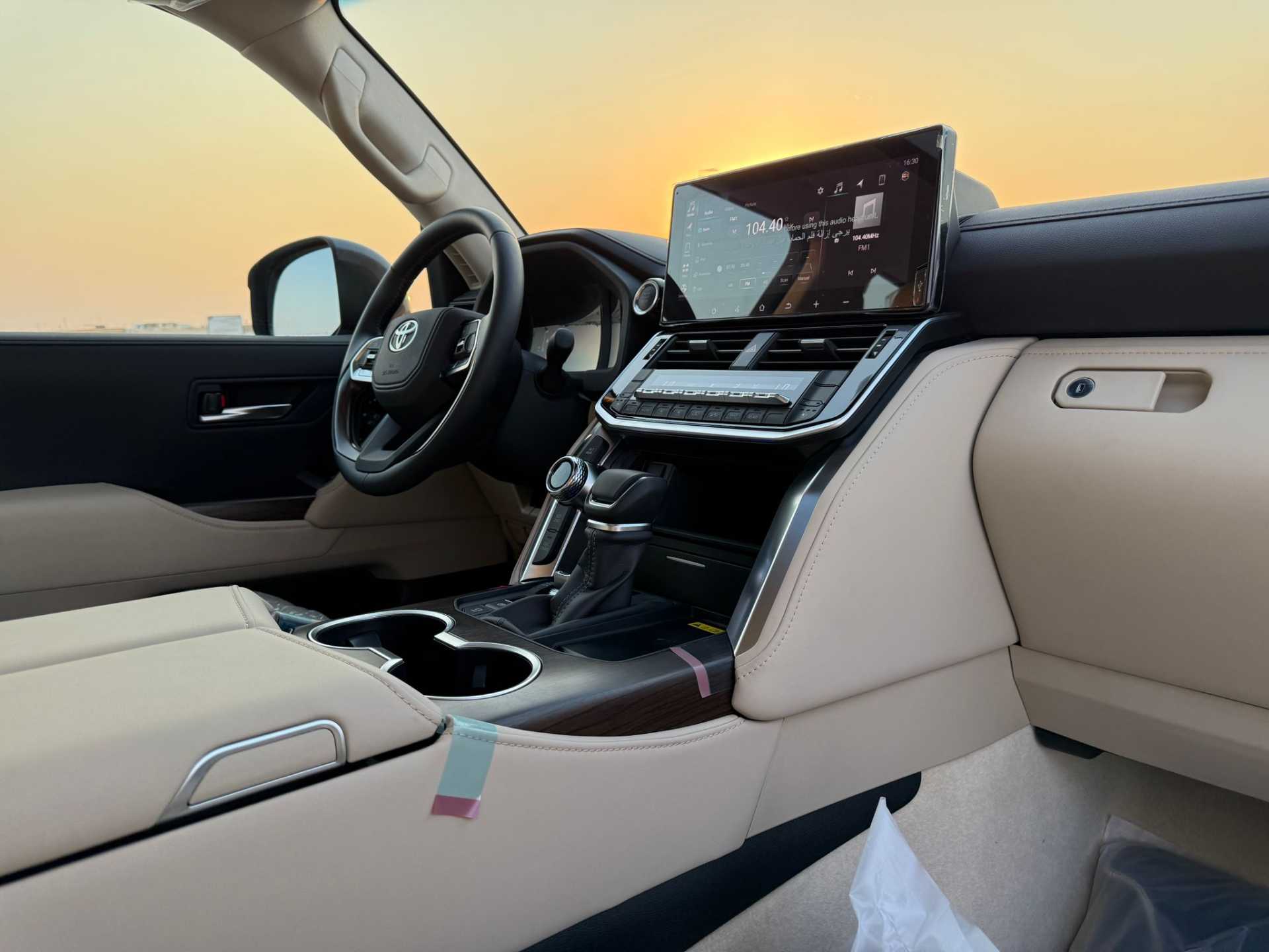 تويوتا لاندكروزر 2025