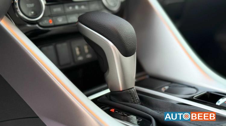 تويوتا لاندكروزر 2025