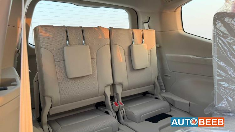 تويوتا لاندكروزر 2025