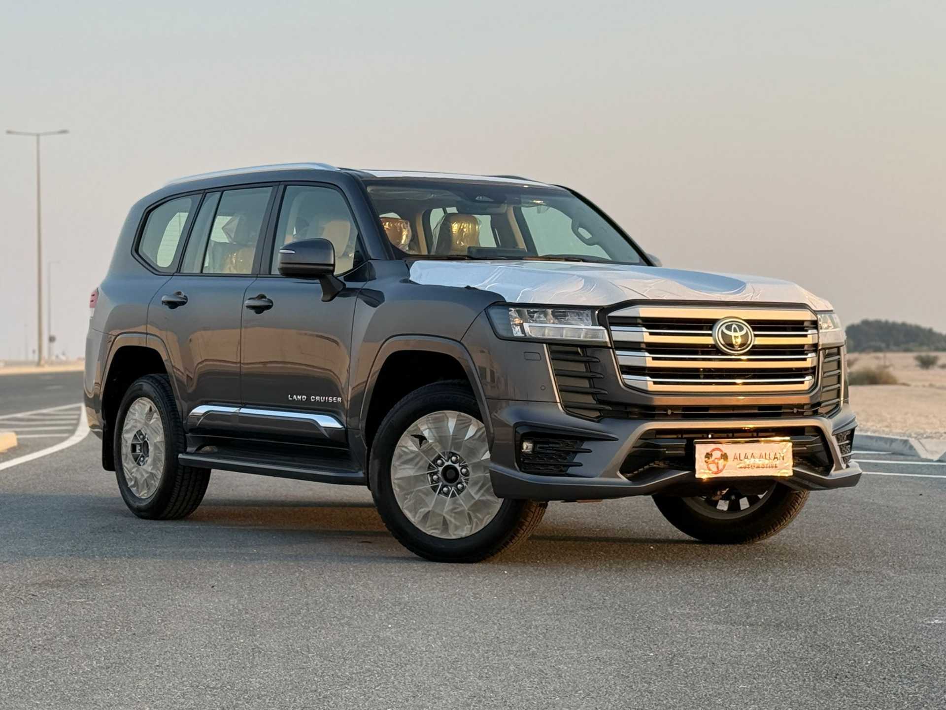 تويوتا لاندكروزر 2025