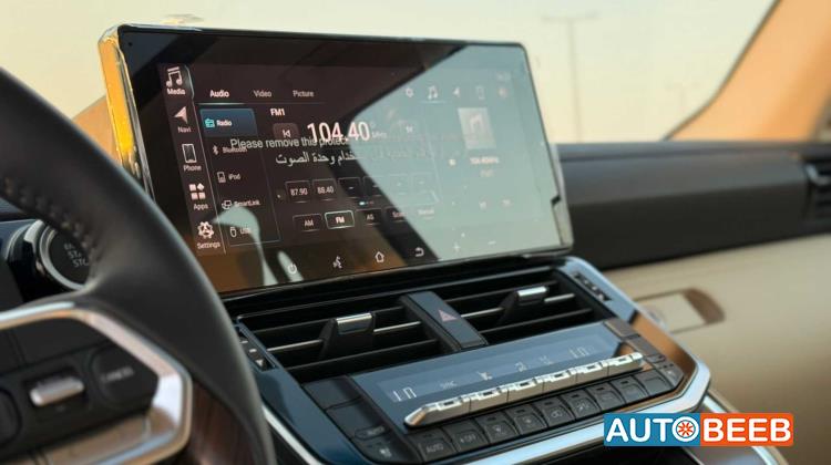 تويوتا لاندكروزر 2025