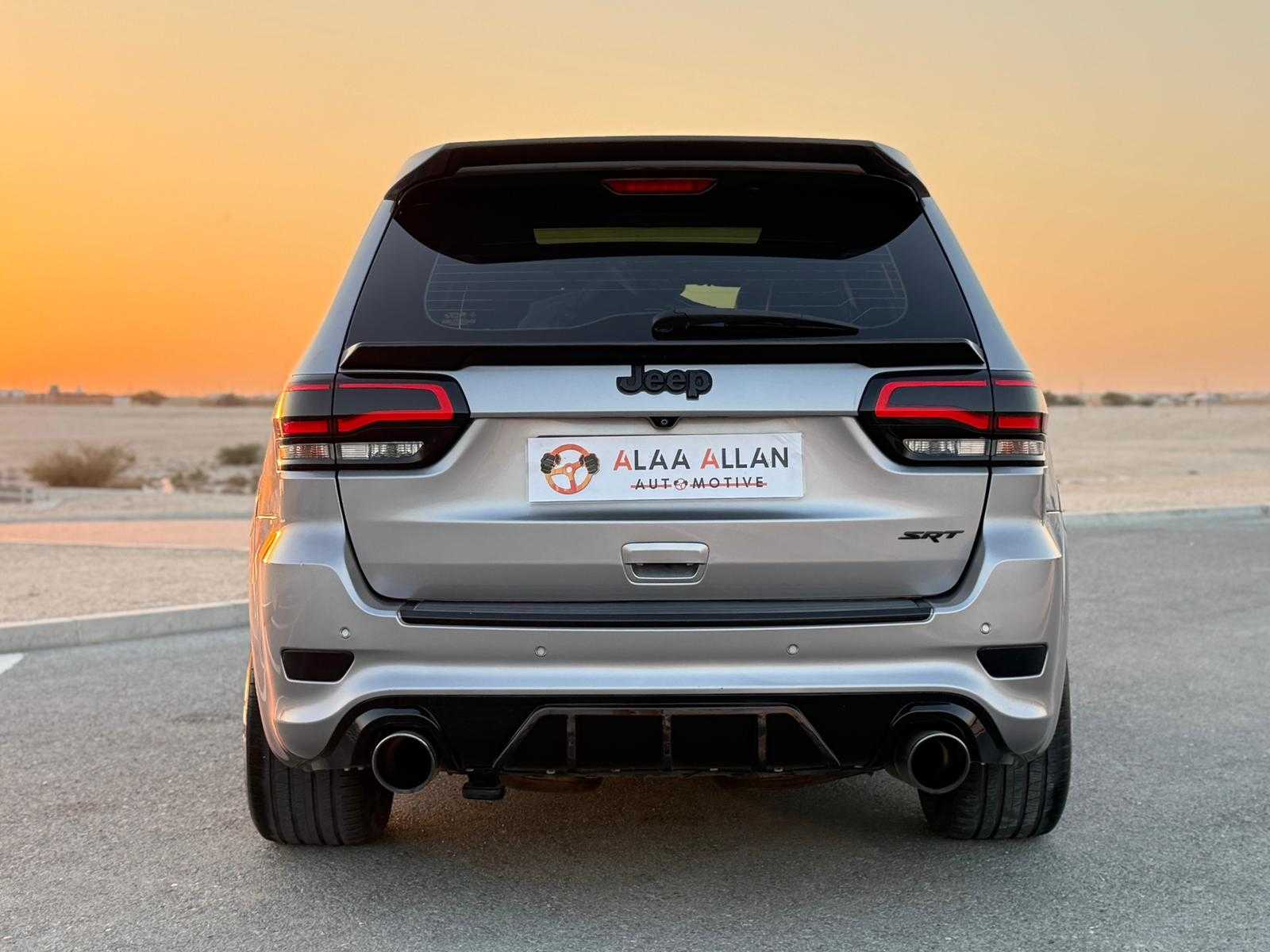 جيب جراند شيروكي 2014