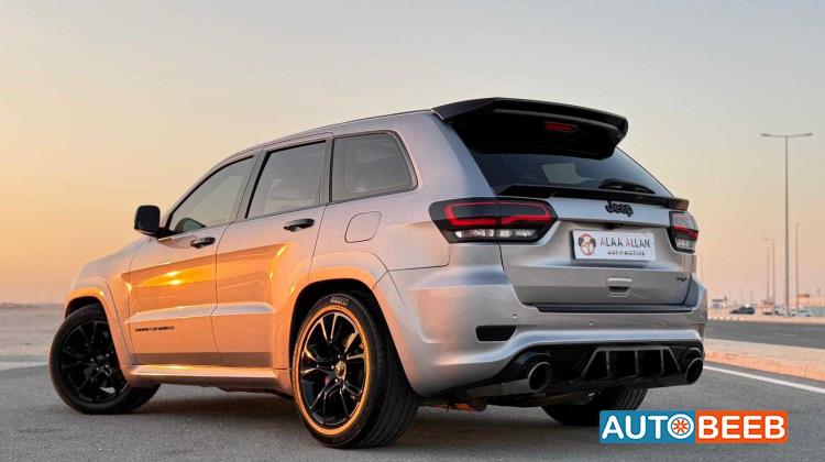 جيب جراند شيروكي 2014