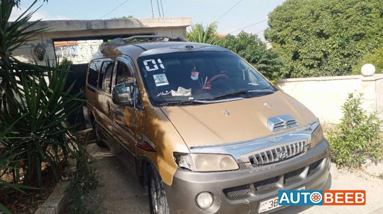 Minibus Hyundai 2001