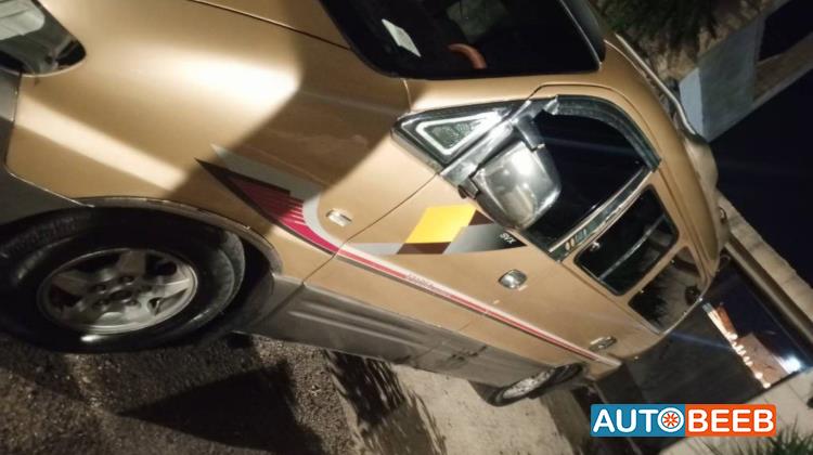 Minibus Hyundai 2001