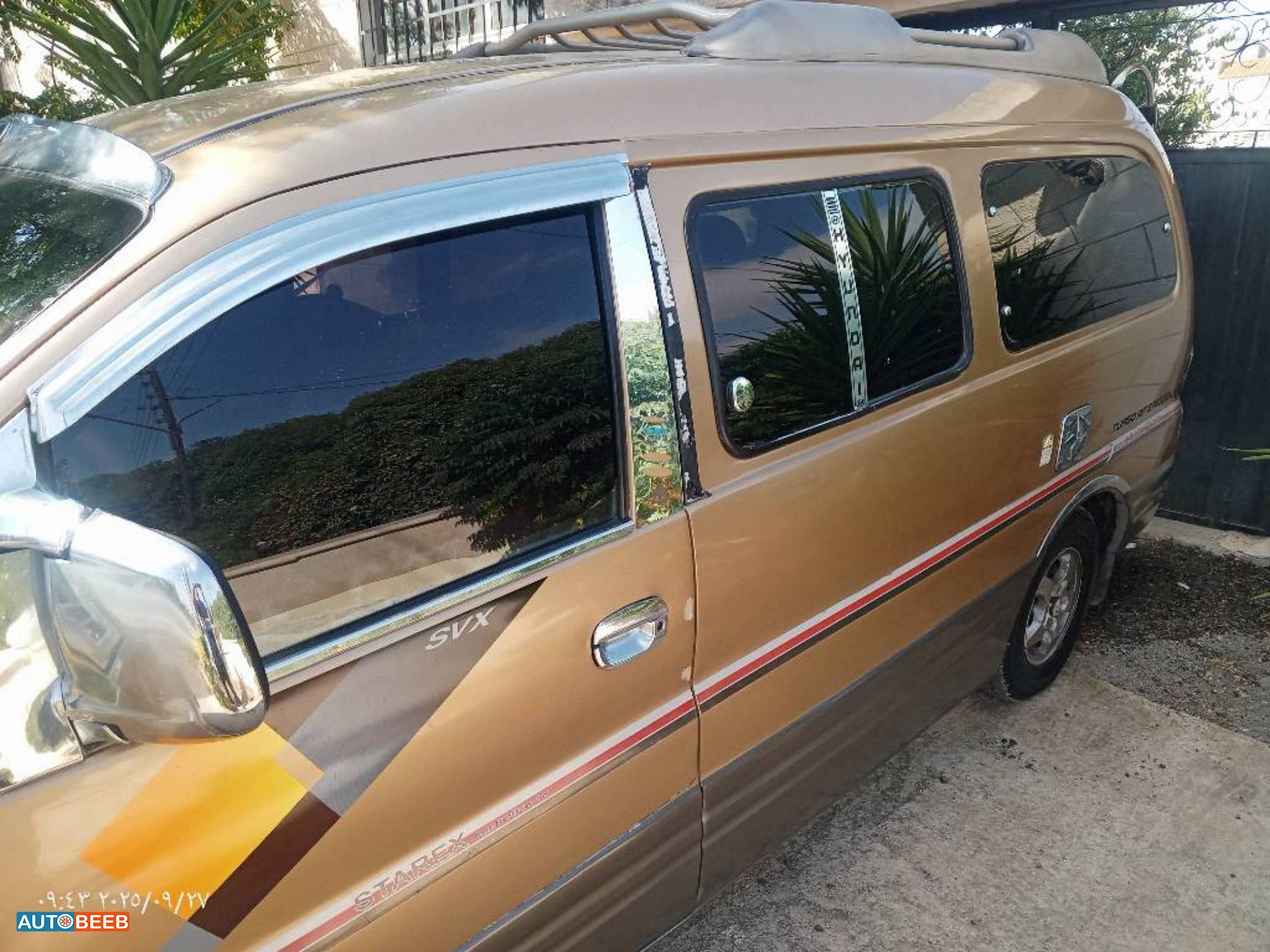 Minibus Hyundai 2001