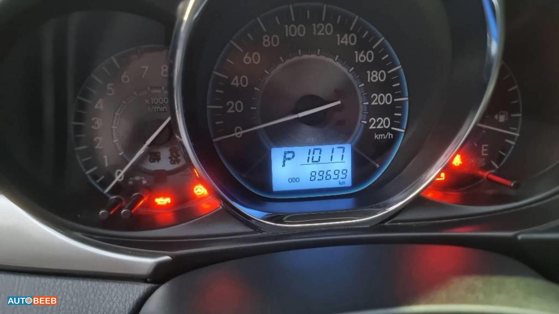 تويوتا ياريس 2017