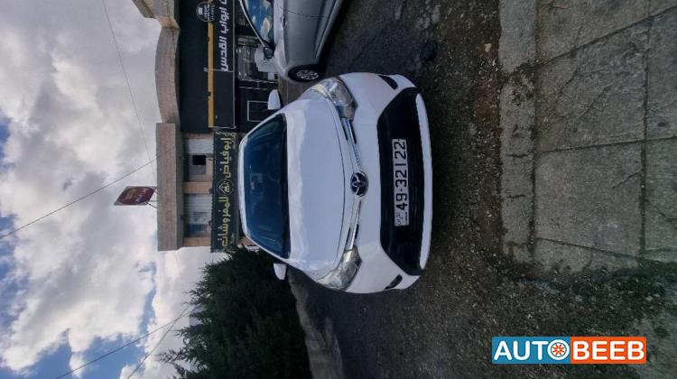 تويوتا ياريس 2017