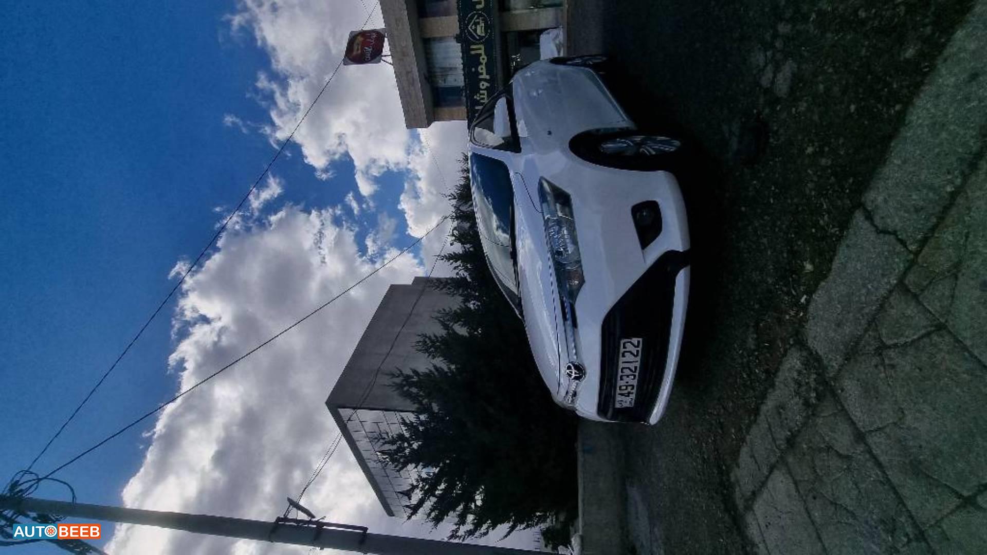 تويوتا ياريس 2017