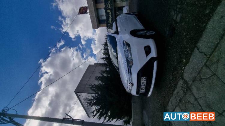 تويوتا ياريس 2017