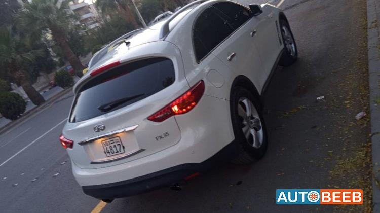 Infiniti FX 35 2011